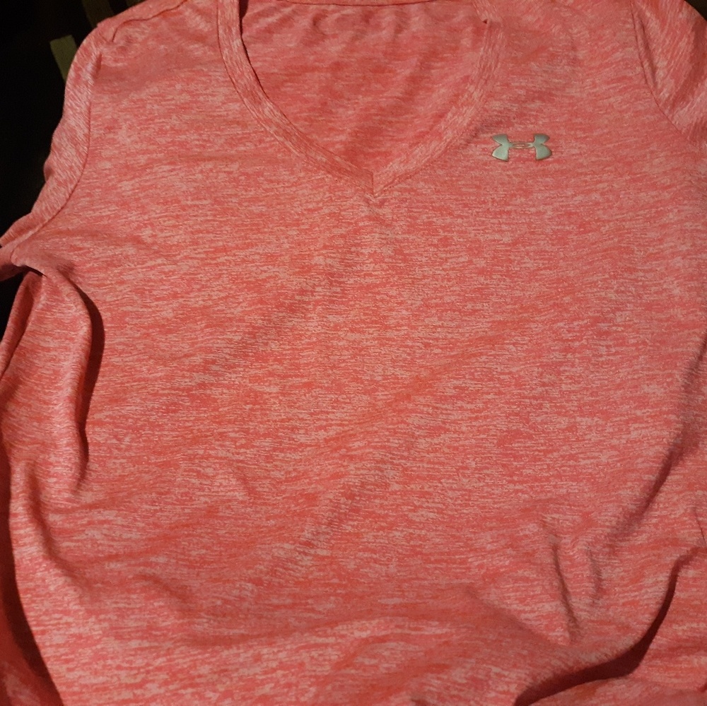 Lot of under armour  tops